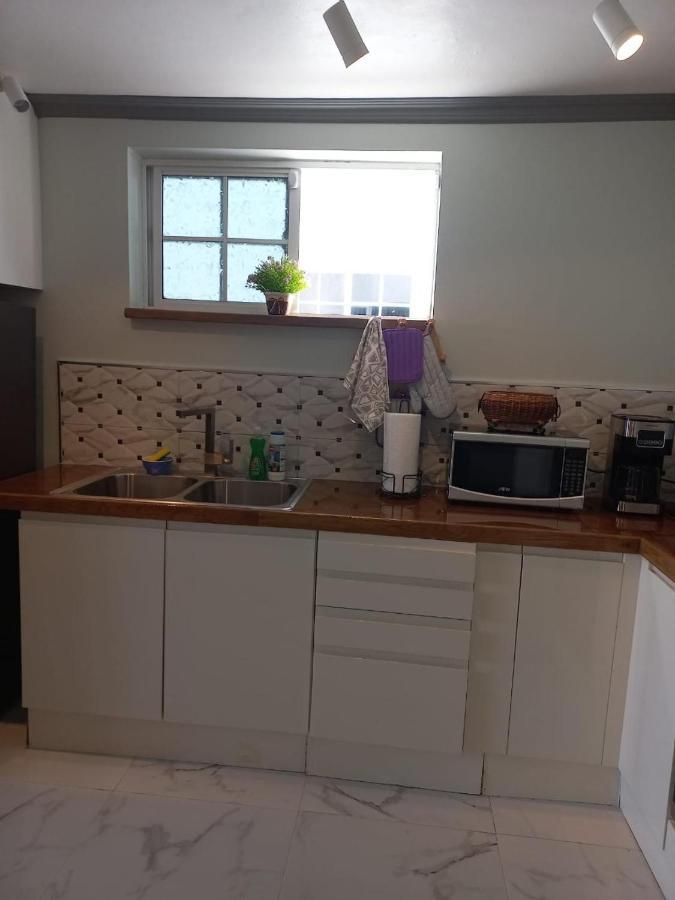 Sea Castles La Vue Apartman Montego Bay Kültér fotó